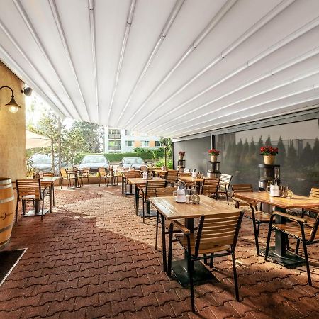 Prague Hotel Carl Inn Restaurant & Free Parking Dış mekan fotoğraf