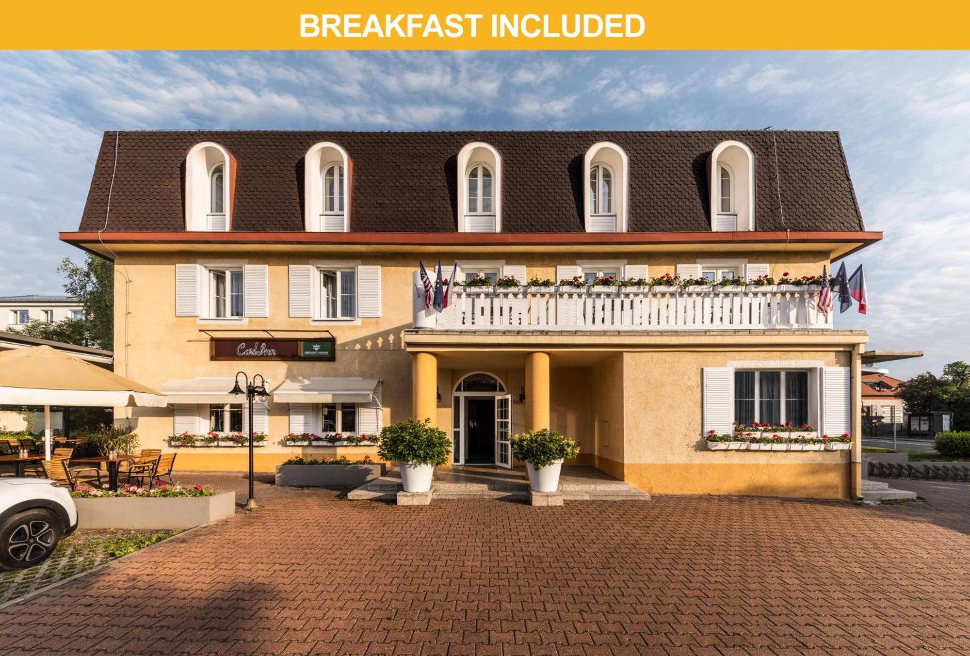 Prague Hotel Carl Inn Restaurant & Free Parking Dış mekan fotoğraf